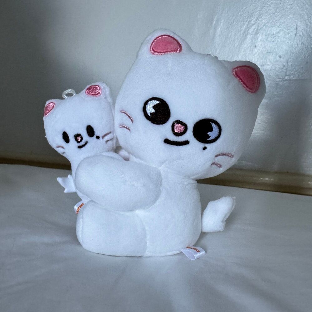 Hyunjin Jiniret Skzoo Magnet Plush Set